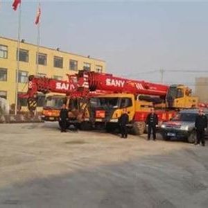 ��ɽ�|ƽ�ء���һ���ؙC(j��)��ҹ�YԮ����ͨ����ͨ��