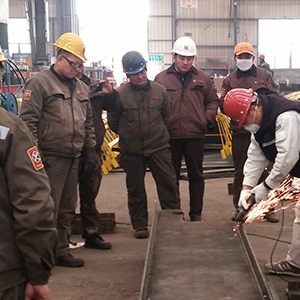 ɽ�|���x���ؙC(j��)е���޹�˾���������a(ch��n)Ʒ�|(zh��)������Ƹ�������F(xi��n)��(ch��ng)ָ��(d��o)